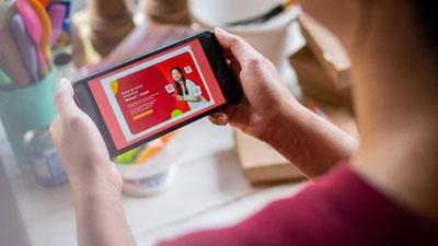 Sinergi Telkomsel dan Gojek Terus Perkuat Produktivitas Mitra UMKM Hadapi Pandemi   